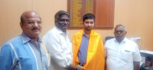 08.11.22 @ Chennai ( Southern Railway HQ) ICCI along With TUTICORIN passenger association..*Meeting with Shri P.K Mallaya , Additional General Manager and Sri Vivek Sharma G. R.Deputy General Manager/ General*