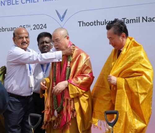 ICCI- President Garlanding Mr PHAM SANH CHAU , CEO of Vingroup , India